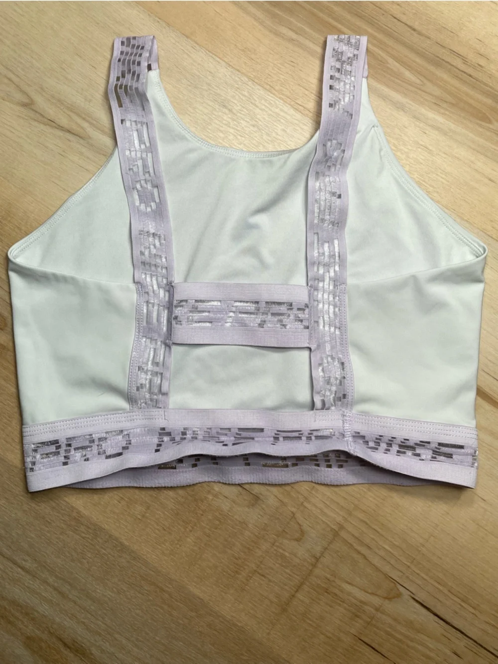 Nike Pro‎ Dri Fit Crop Top Womens Medium Gray Lavender Athletic Gym - Picture 2 of 6